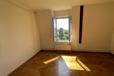 Joli appartement de 3.5 pièces au 5ème étage d'un immeuble à Lausanne (proche Riponne)