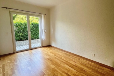 BEL APPARTEMENT AVEC TERRASSE ET PISCINE COMMUNE