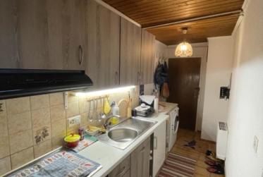 Joli appartement de 2 pièces au rez étage d'un immeuble à Lausanne avec mandat service de conciergerie (proche Riponne)
