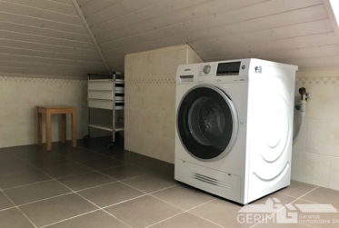 APPARTEMENT MEUBLE QUARTIER CHAILLY AVEC VUE SUR LE LAC