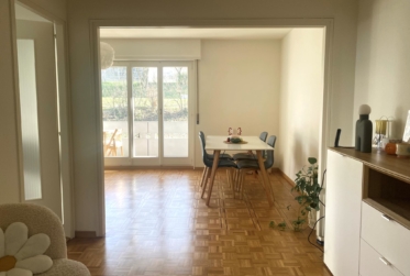 Charmant appartement en très bon état de 2 pièces au rez supérieur d'un immeuble à Lausanne