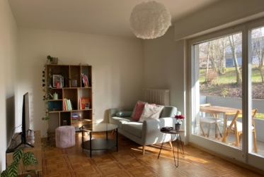 Charmant appartement en très bon état de 2 pièces au rez supérieur d'un immeuble à Lausanne