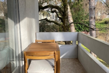 Charmant appartement en très bon état de 2 pièces au rez supérieur d'un immeuble à Lausanne