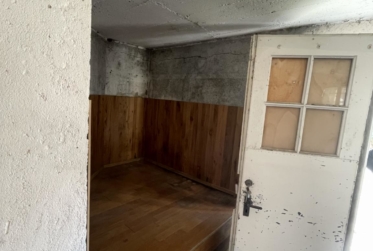 Garage (dépôt) proche du centre-ville