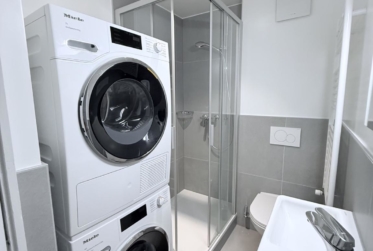SPLENDIDE APPARTEMENT AU CENTRE DE LUTRY