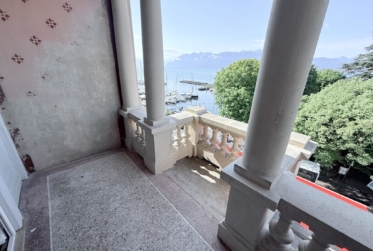 SPLENDIDE APPARTEMENT AU CENTRE DE LUTRY